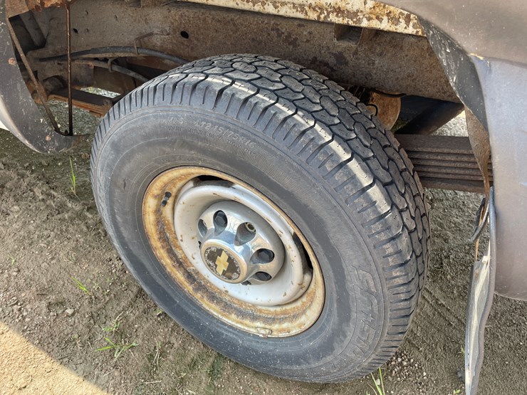 #4734-•-2000-chevy-3500-pickup-(has-wi-title)-image-24