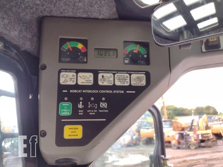 2007-bobcat-t300-image-7