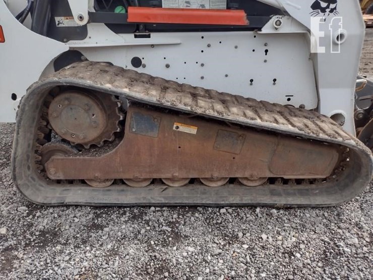 2007-bobcat-t300-image-28