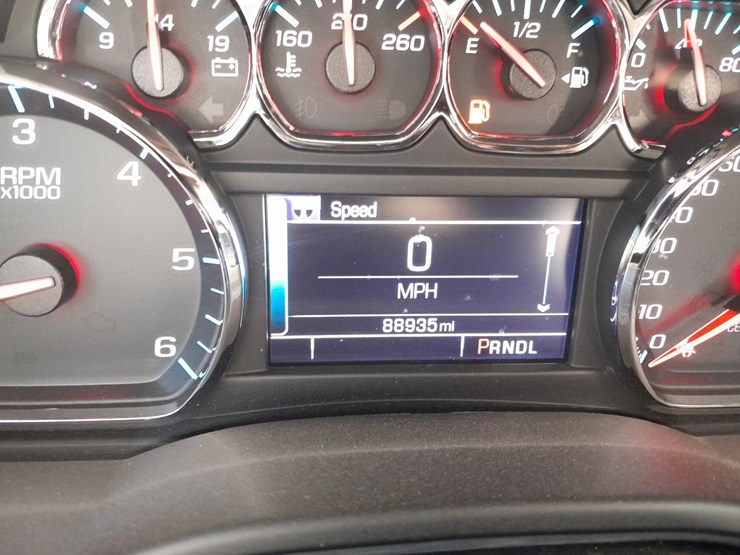 2019-chevrolet-tahoe-image-9