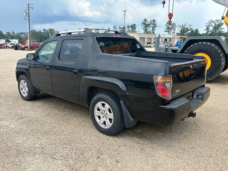 2008-honda-ridgeline-image-4