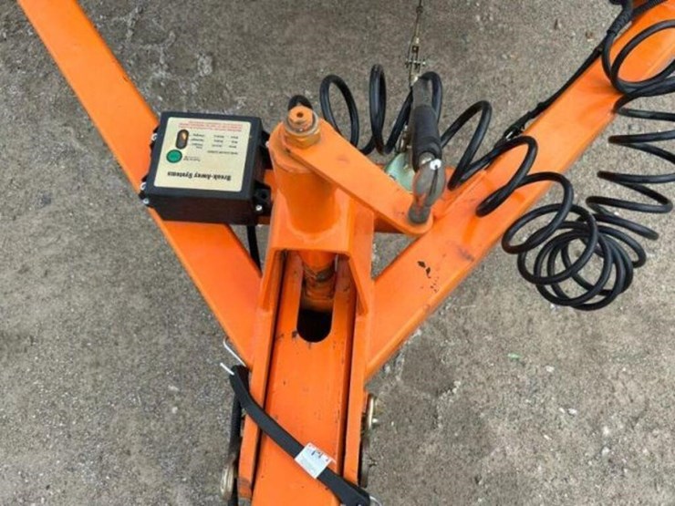 2024-1.5-cubic-meter-tow-behind-tri/a-concrete-fil-image-12
