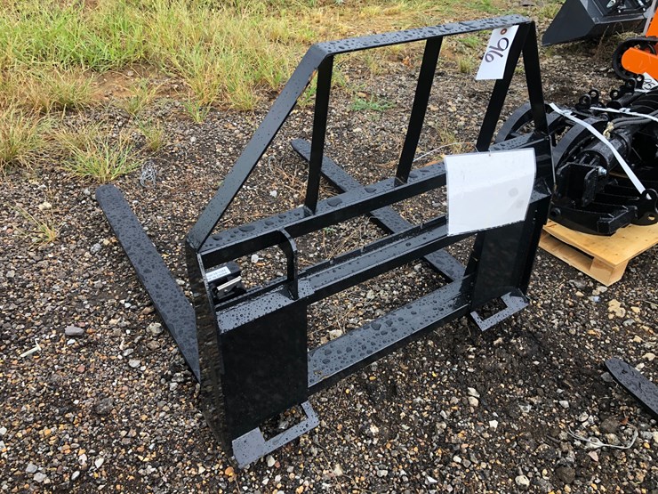 #96-•-48”-skid-steer-pallet-forks-image-1