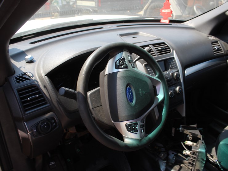 2014-ford-explorer-police-interceptor-image-8