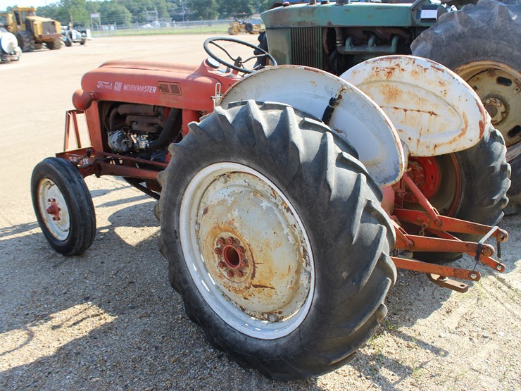 ford-601-workmaster-image-3