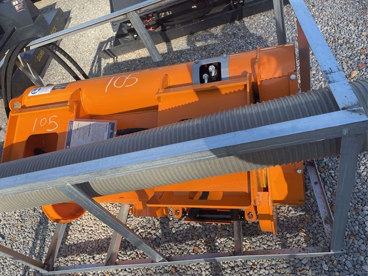 2024-landhonor-double-discharge-concrete-mixer-image-2