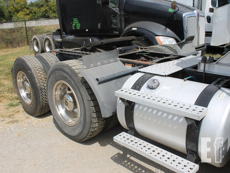 2014-freightliner-image-6