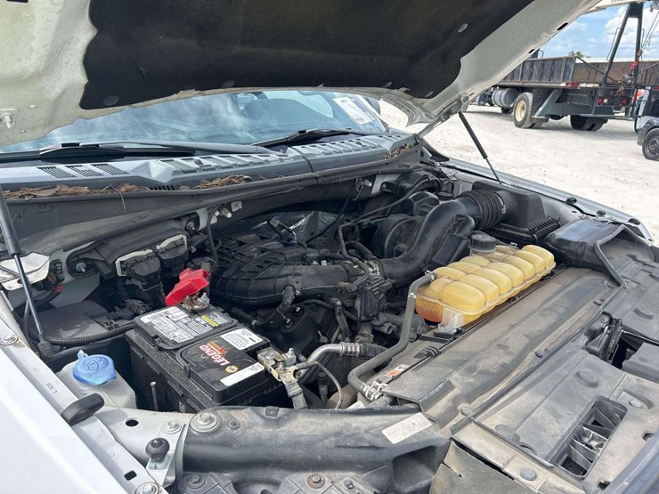 2017-ford-f150-image-8