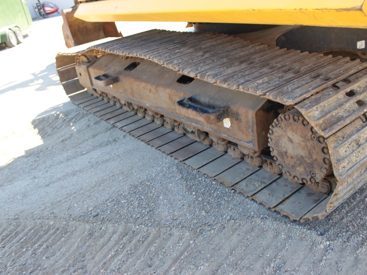 2022-komatsu-pc210-lc-11-image-7