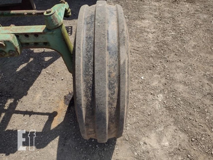 john-deere-4240-image-20
