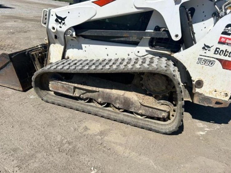 2019-bobcat-t650-image-39