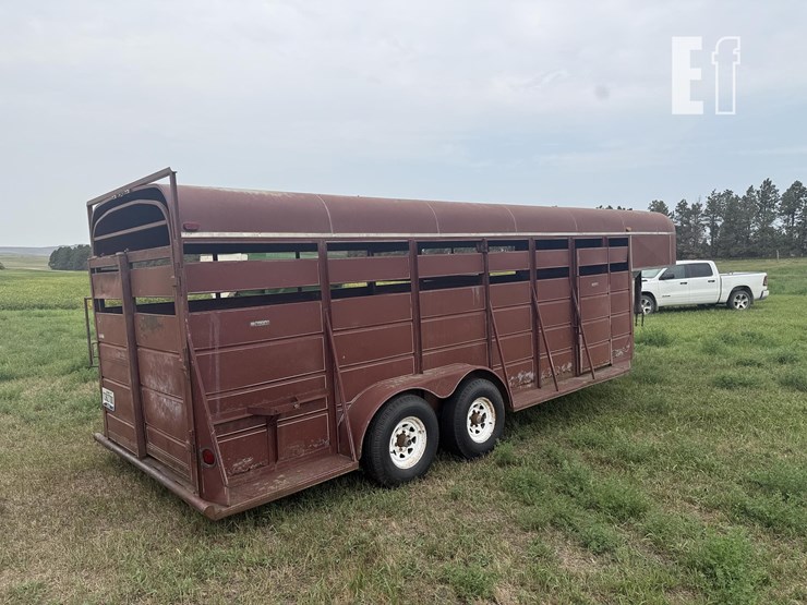 stock-trailer-image-5