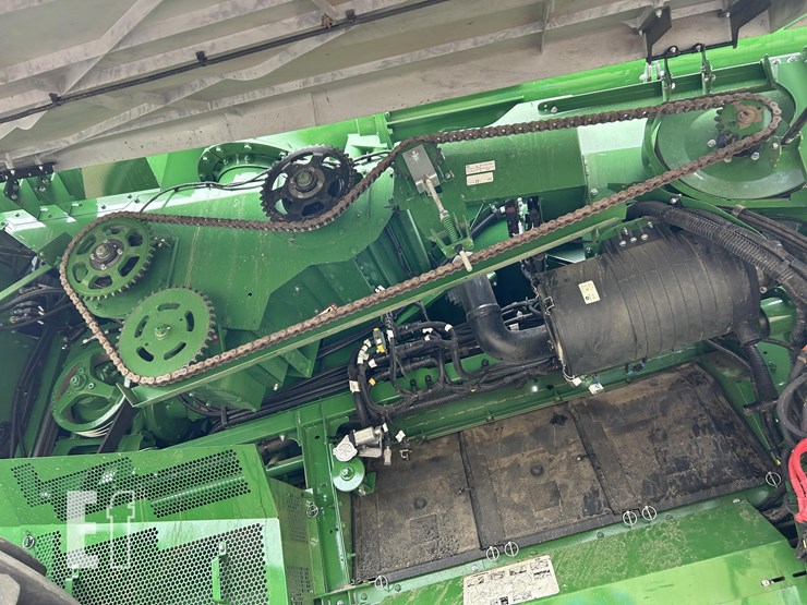 2024-john-deere-s790-image-16