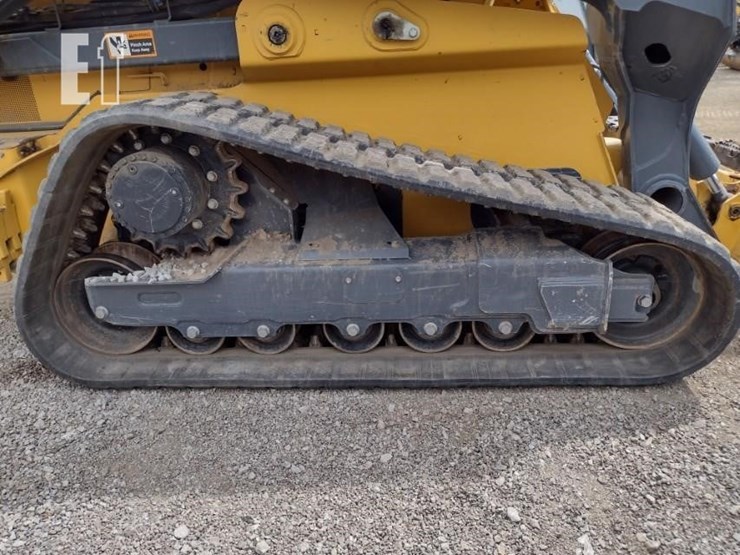 2023-deere-331g-image-27