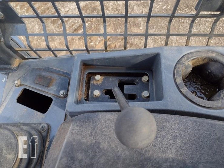 deere-650k-xlt-image-10