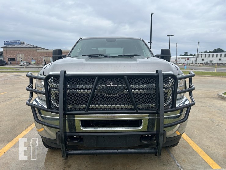 2012-chevrolet-2500hd-image-9