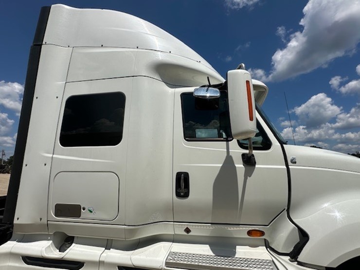 2015-international-prostar-image-35