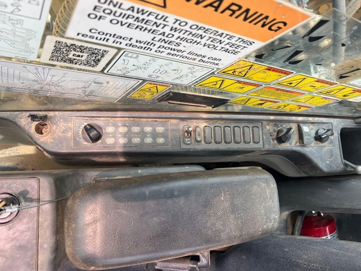 2018-caterpillar-313-image-41