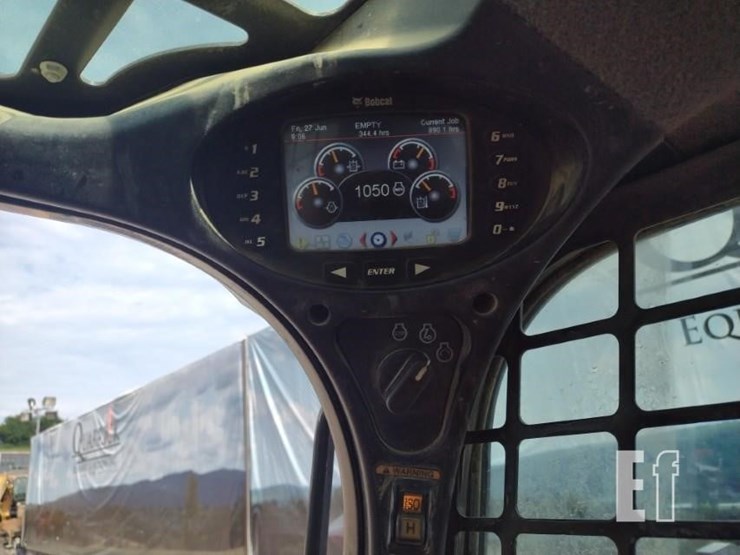 2019-bobcat-t740-image-8