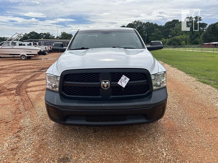 2018-dodge-1500-image-8