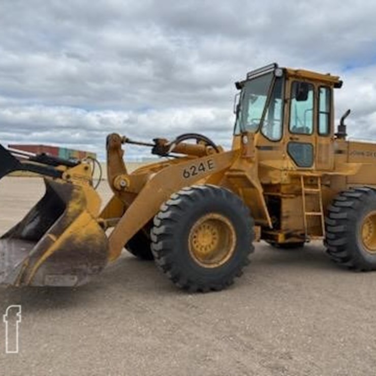 DEERE 624E