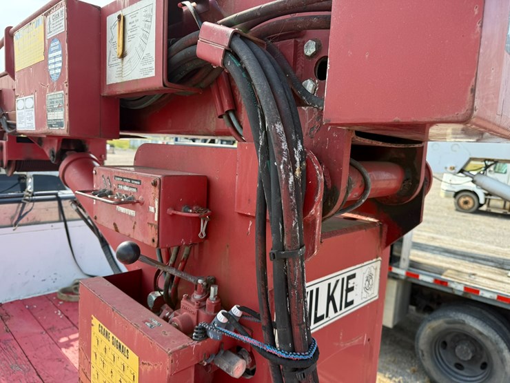 2012-ford-f750-image-27