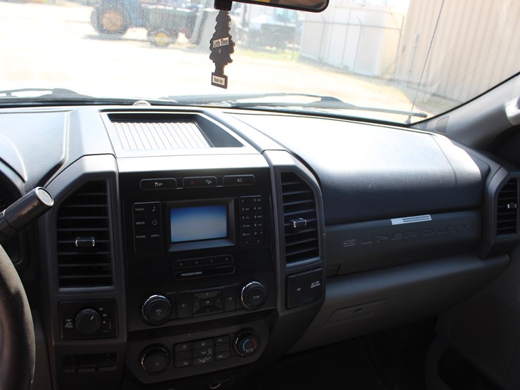 2019-ford-f250-image-9