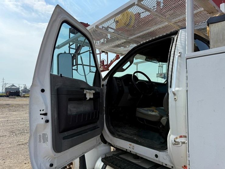 2012-ford-f750-image-98