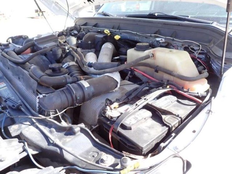 2016-ford-f550-xl-image-43