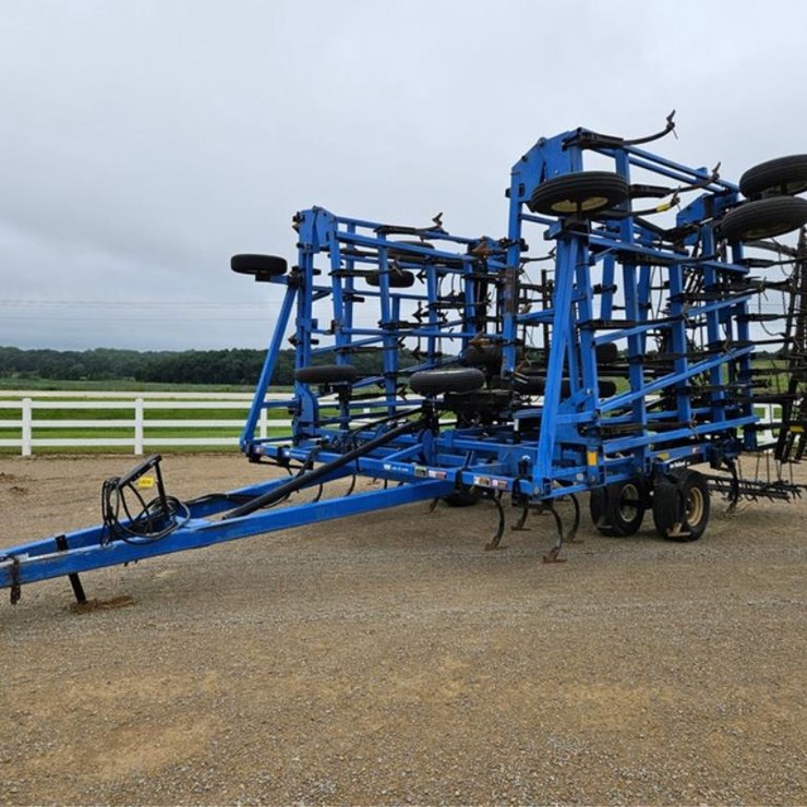 NEW HOLLAND ST250