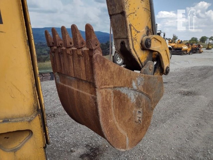 1999-deere-410e-image-27