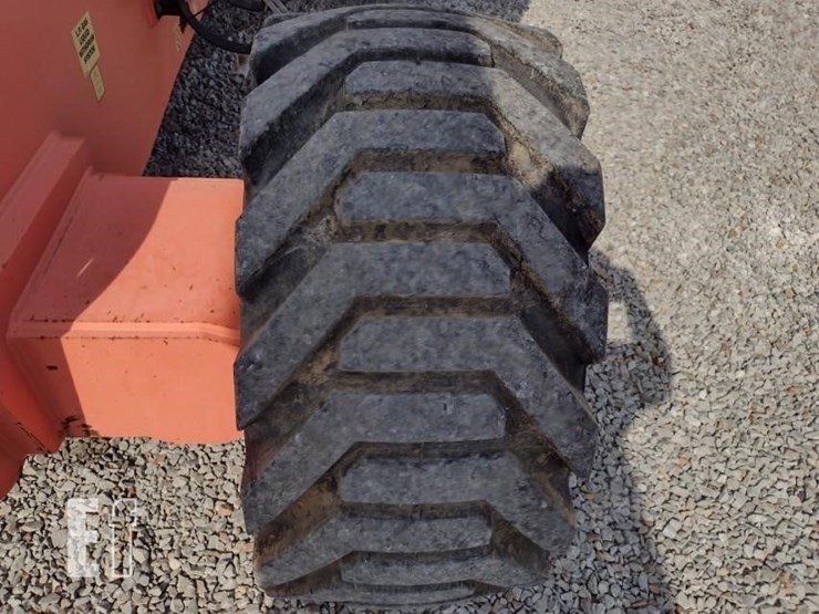 2009-jlg-800a-image-17