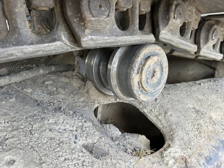2017-caterpillar-320fl-image-19