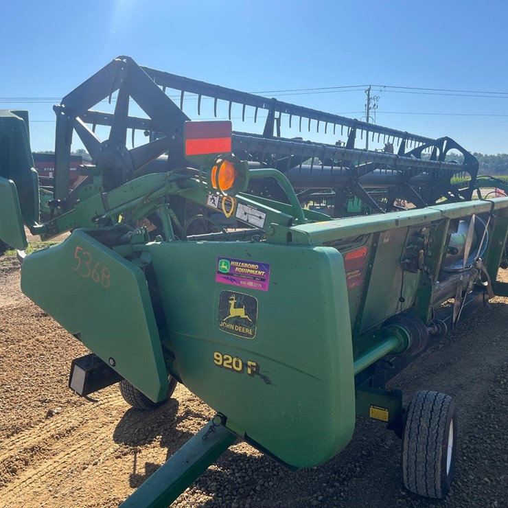 JOHN DEERE 920