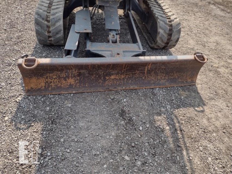 2018-deere-35g-image-19