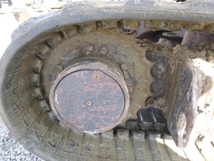 2022-deere-35g-image-36