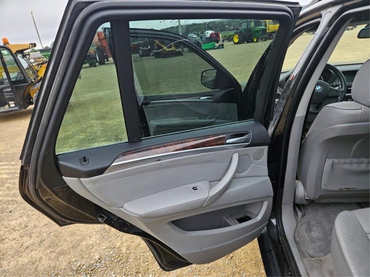 2007-bmw-x5-image-16