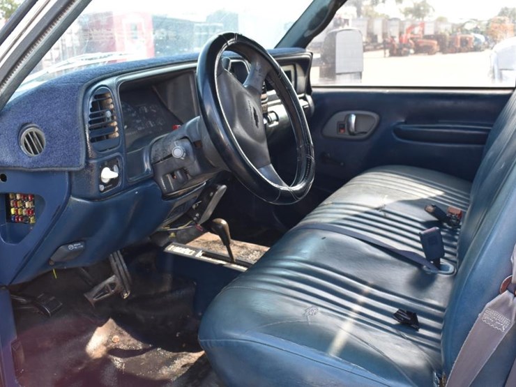 1998-chevrolet-3500-image-5