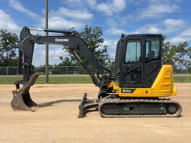 2021-deere-60g-image-1