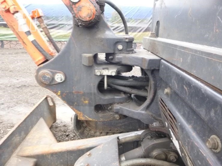 2016-kubota-u25-image-30