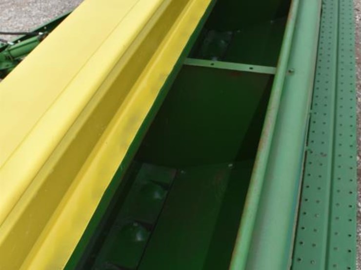 john-deere-8300-image-5