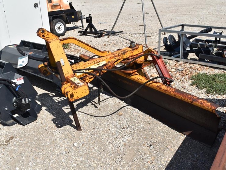 8'-tufline-hydraulic-blade-3pt-image-2