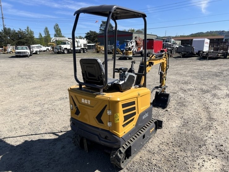 2025-cfg-mx20r-mini-hydraulic-excavator-image-4
