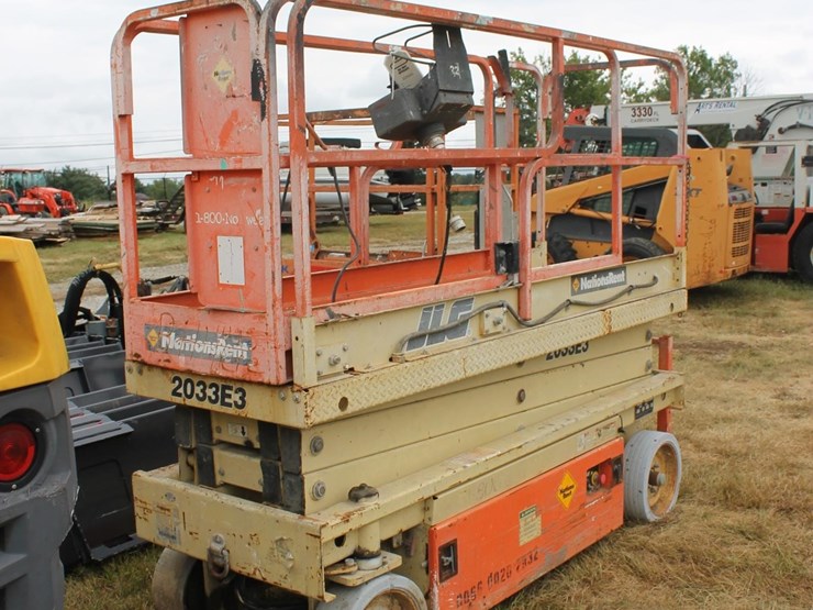 20'-scissor-lift-2966-image-3