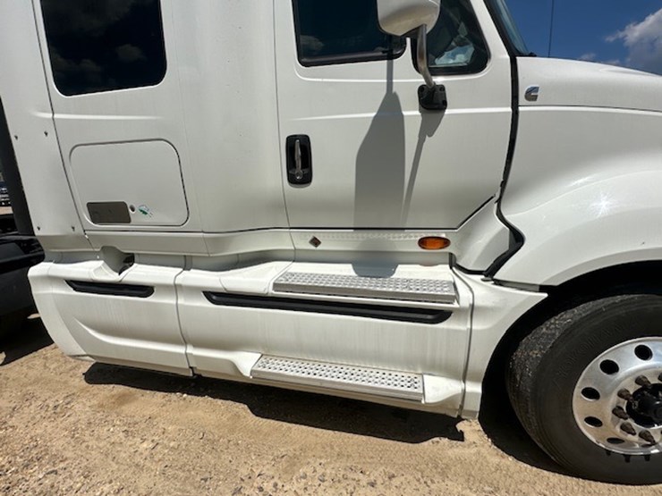 2015-international-prostar-image-34