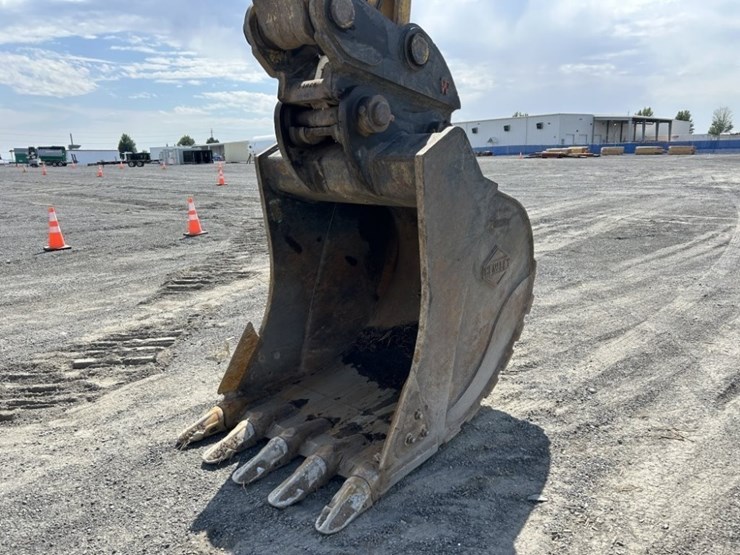 2018-komatsu-pc490-lc-11-image-12