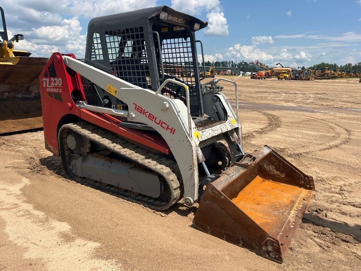 takeuchi-tl230-image-6