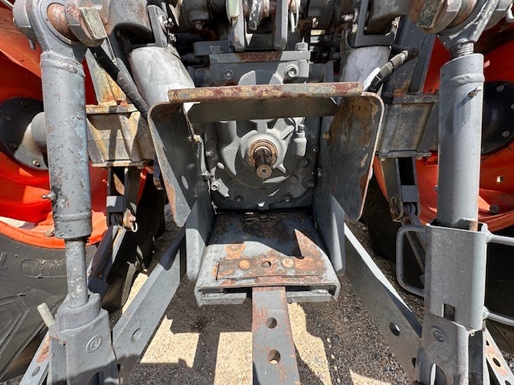 kubota-m8540f-image-13