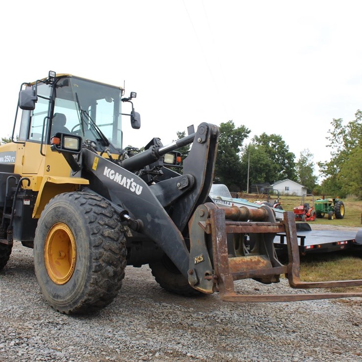 KOMATSU WA250PZ