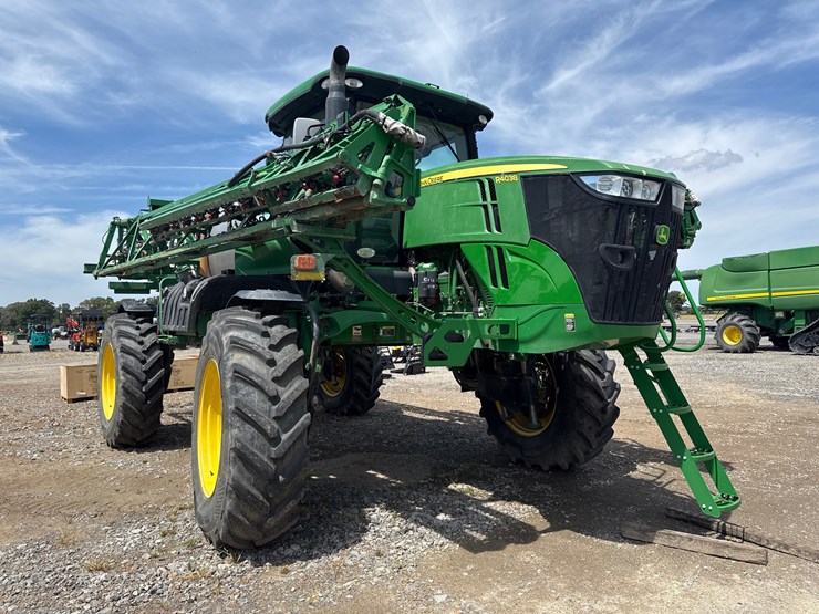2018-john-deere-r4038-image-3